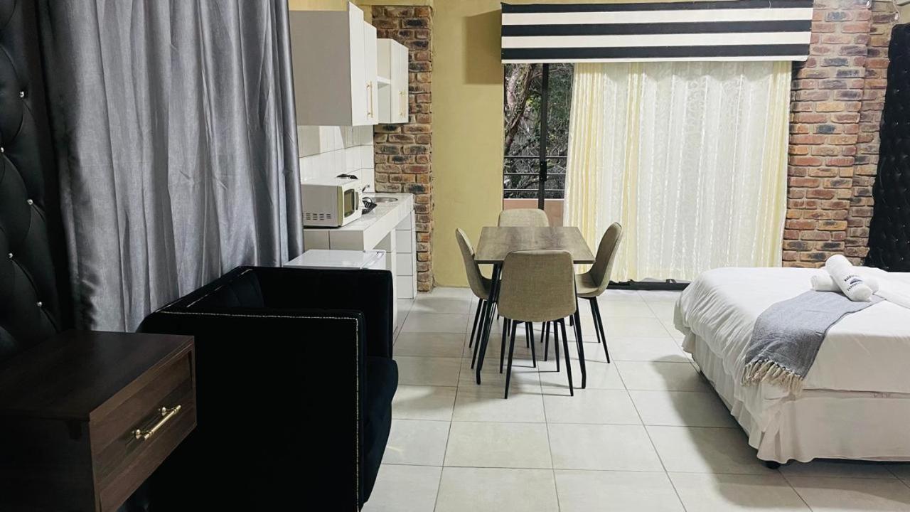 Naldorado Executive Villa Mbombela Exterior foto